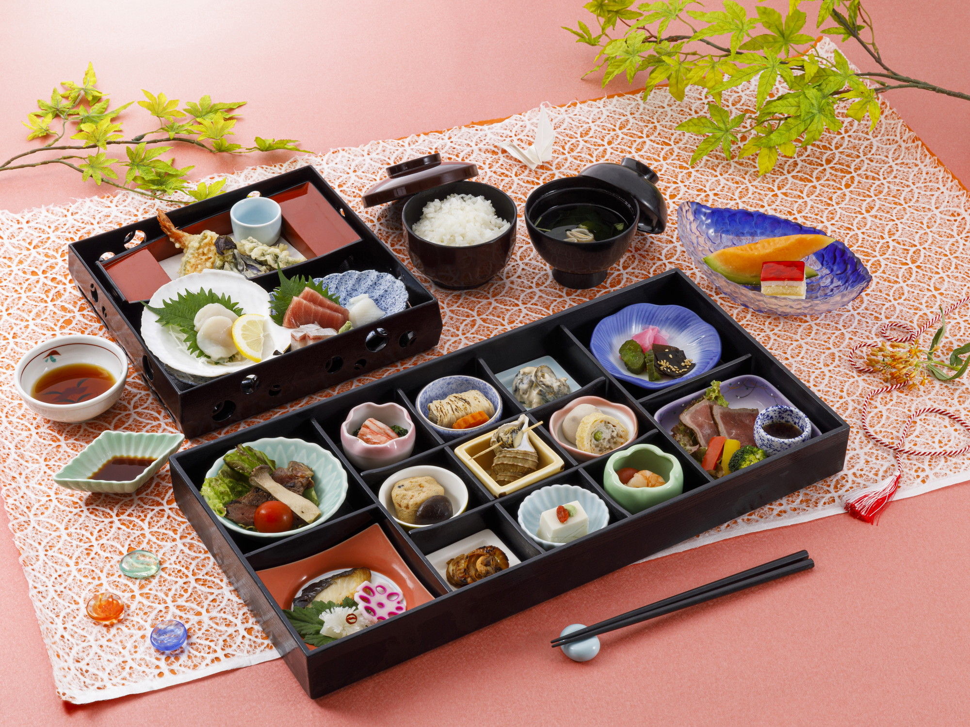 松花堂弁当 蓮華（れんげ）